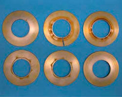 6×1 stack in 1.4310 shot peened after a 20–80% fatigue test in 3% NaCl — overall view of the surface condition.